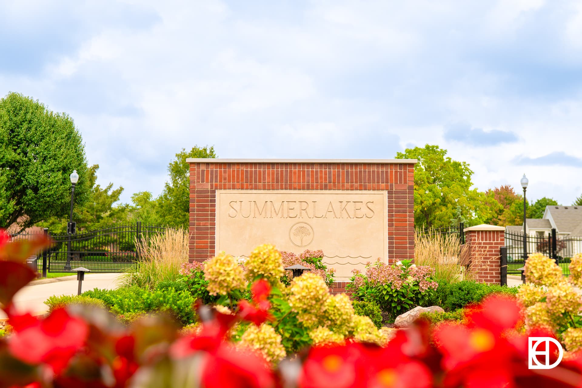 Exterior photo of Summerlakes, showing signage and landscaping