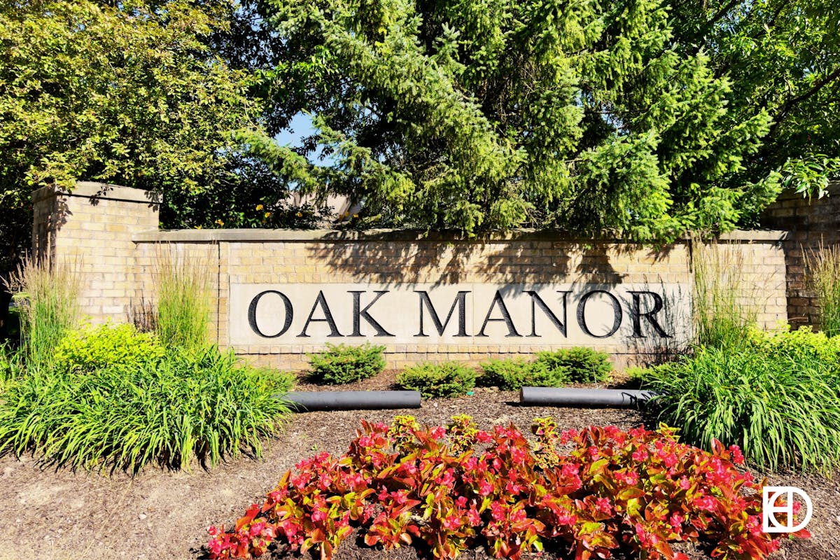 Oak Manor media