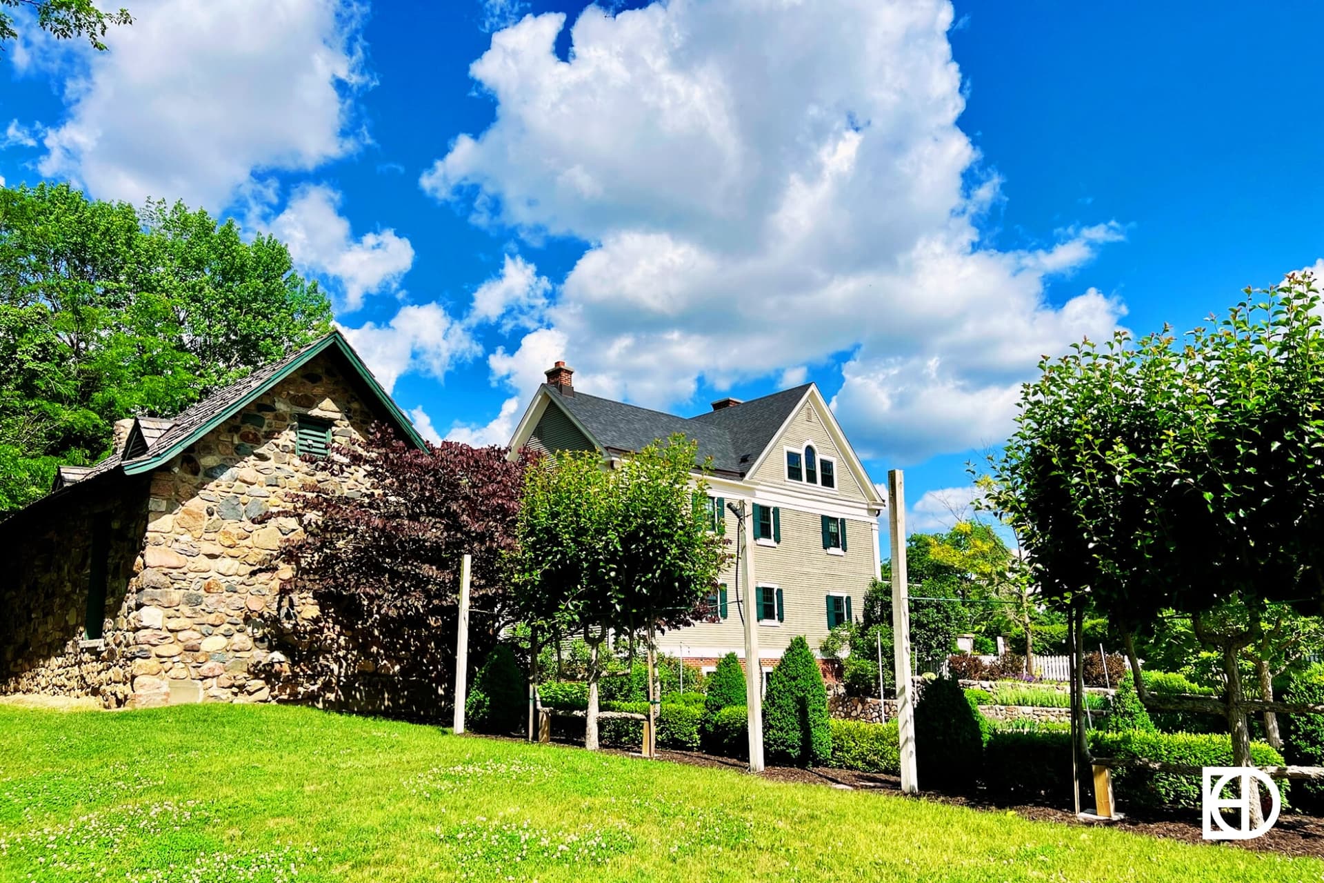 Exterior photo of Heritage Park, showing buildings and landscaping