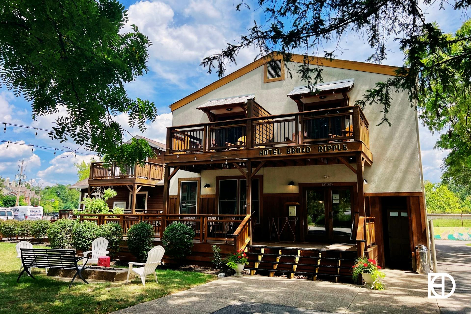 Outdoor photo of exterior and entrance at Hotel Broad Ripple