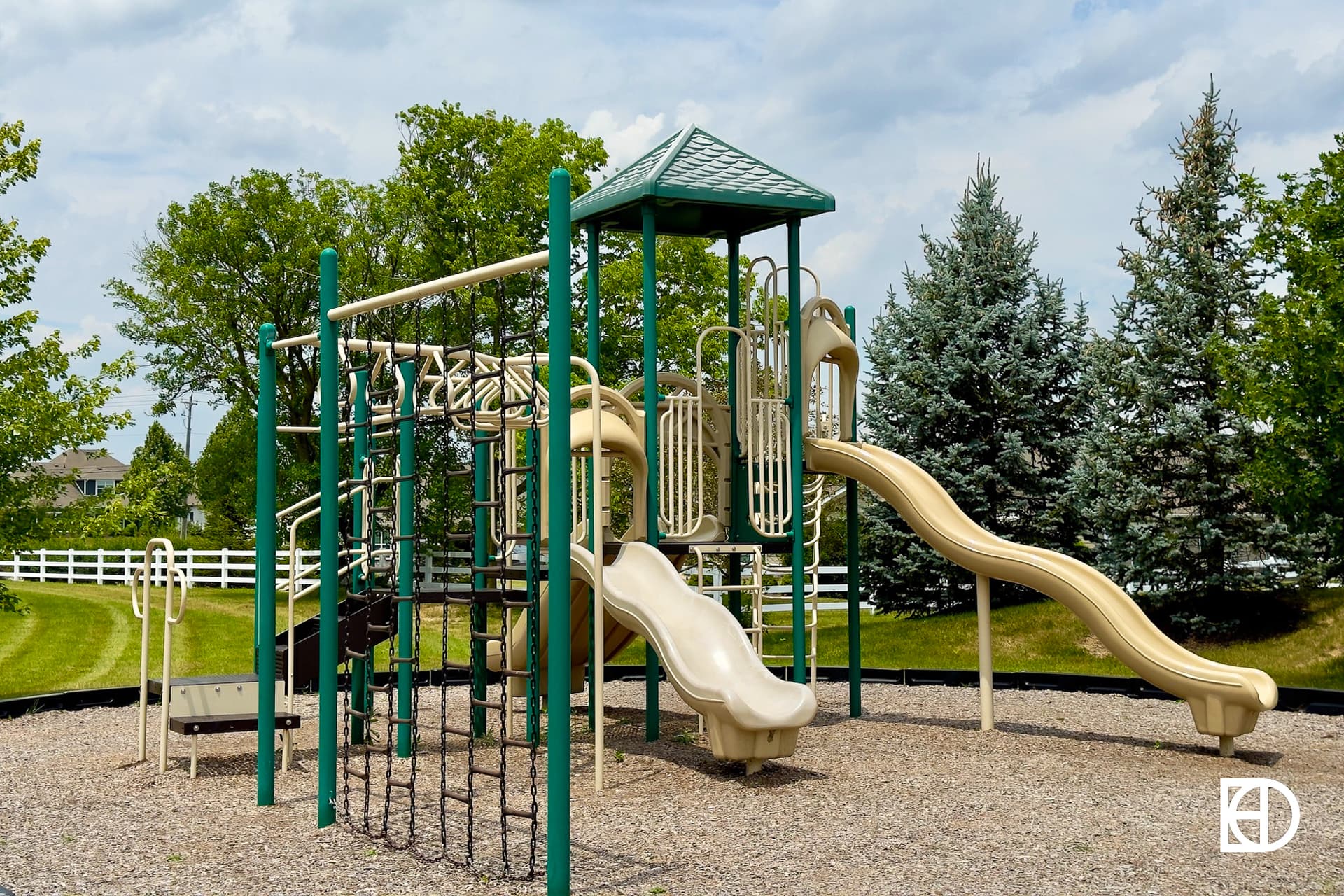 Exterior photo of the Overlook of Andover, showing playground